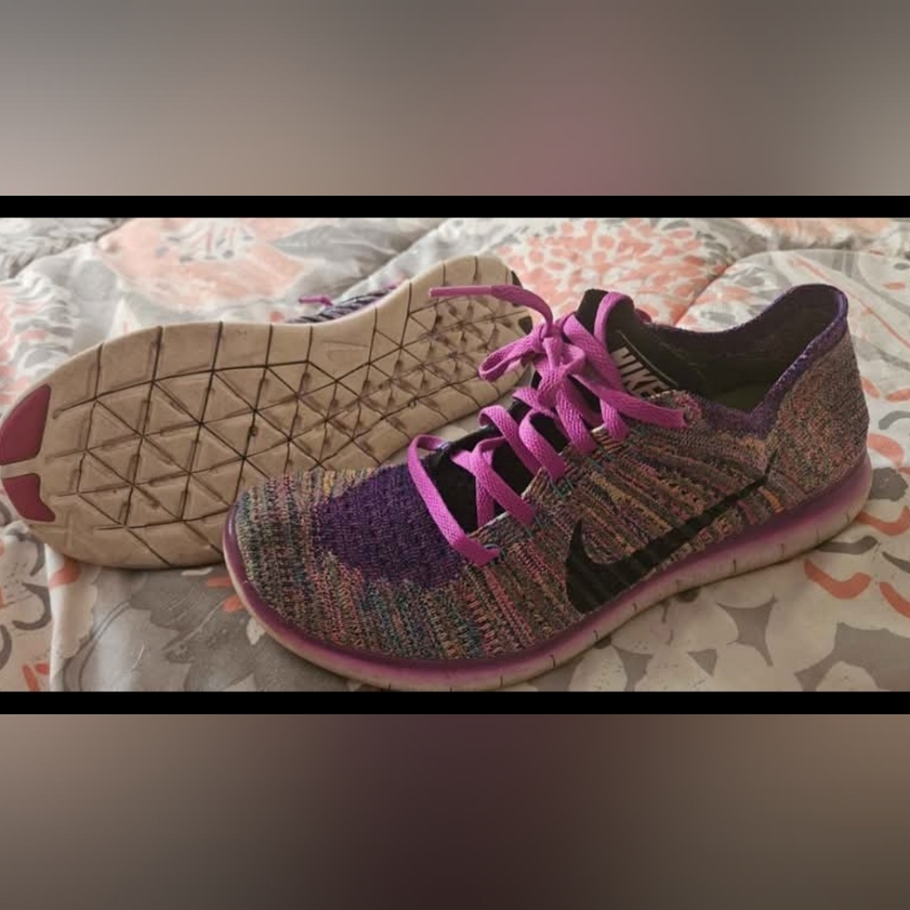 Used Nike Flyknit Shoes